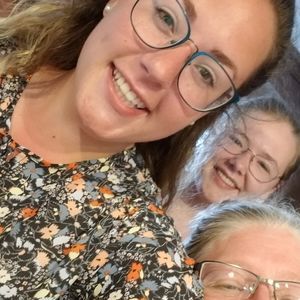 Meet your Posher, Lisa